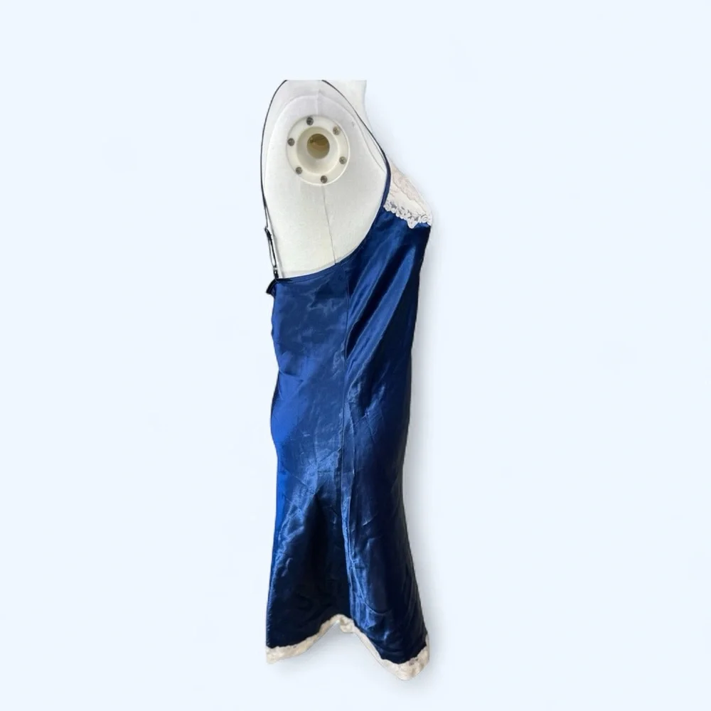Victoria's Secret Gold Label SZ Med Blue & White Satin‎ lace Chemise slip dress